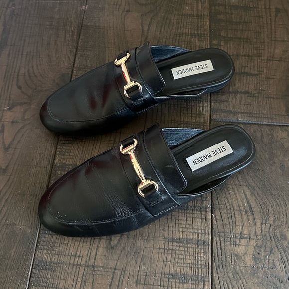 Steve Madden Kandi Black Slip-on Loafers - Picture 2 of 3